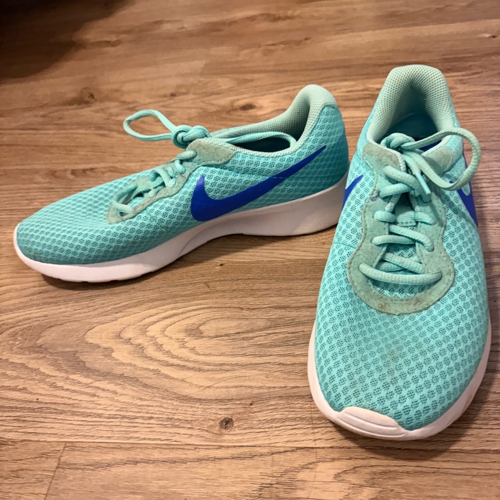 Nike Aqua Mesh Sneakers